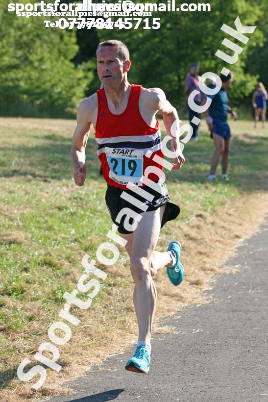 Veteran and womens 2018 Sunderland 5k Road Races, Silksworth, Sunderland. Photo: David T. Hewitson/Sports for All Pics